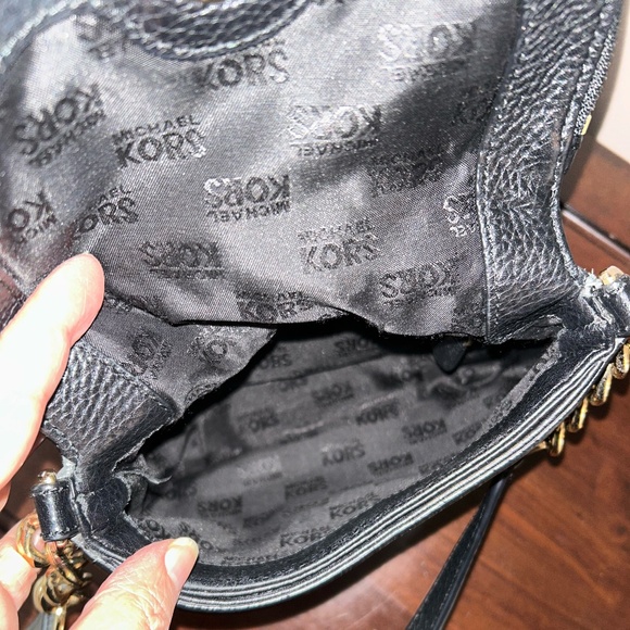 Michael Kors Small Bedford Flap - Picture 10 of 10